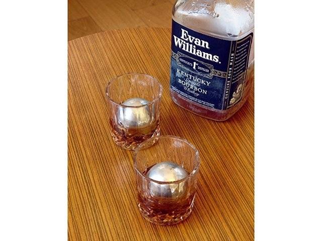 Набор охлаждающих шаров для виски "Whiskey balls"