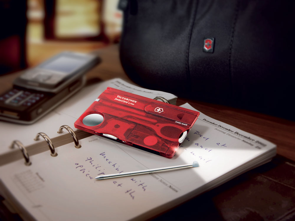 Швейцарская карточка VICTORINOX SwissCard Lite, 13 функций, полупрозрачная красная, красный прозрачный
