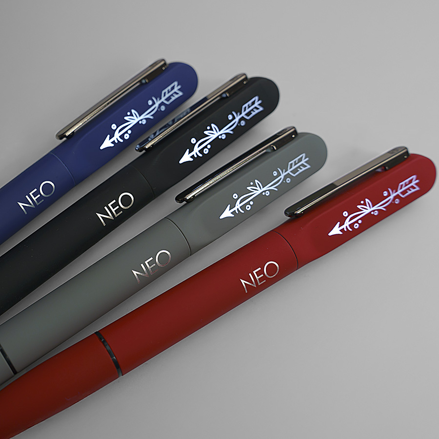 Ручка шариковая NEO с подсветкой после гравировки, soft touch, черный/темно-серый, металл/пластик