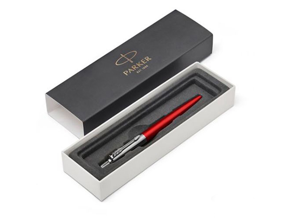 Шариковая ручка Parker Jotter Essential, Kensington Red CT, стержень: M, цвет чернил : blue или blac, красный, серебристый