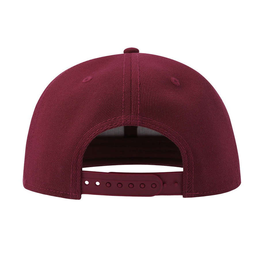 Бейсболка "SNAP BACK-S", 6 клиньев, пластик. застежка, т.красный, 100% перераб. полиэстер, 300 гр/м2