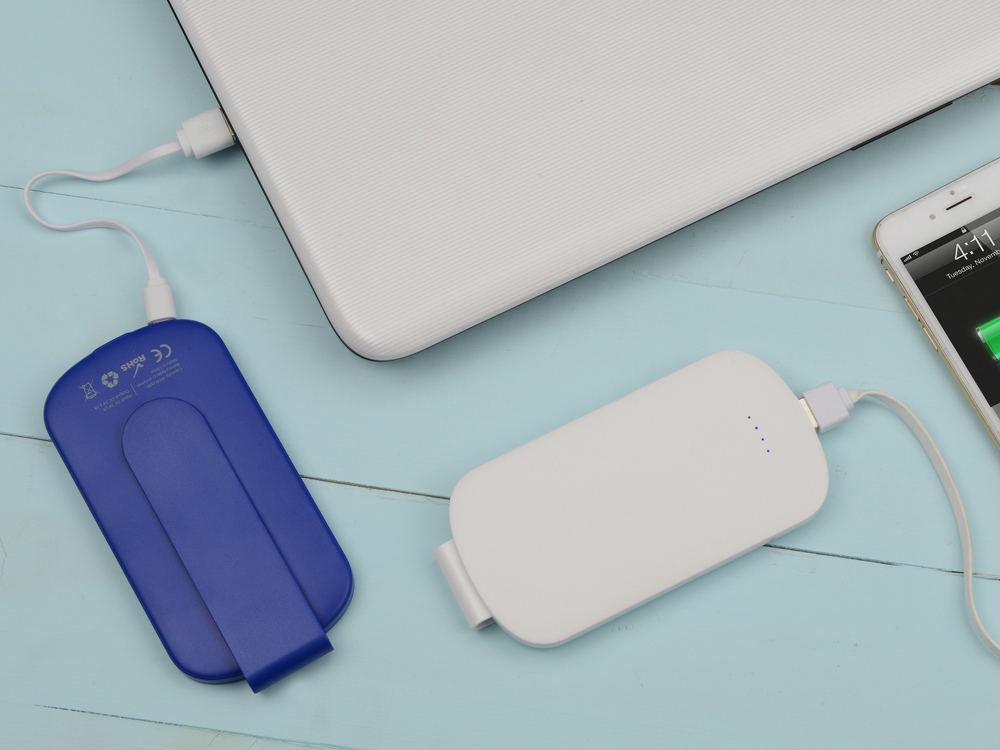Портативное зарядное устройство Pin на 4000 mAh с большой площадью нанесения и клипом для крепления к одежде или сумке, синий
